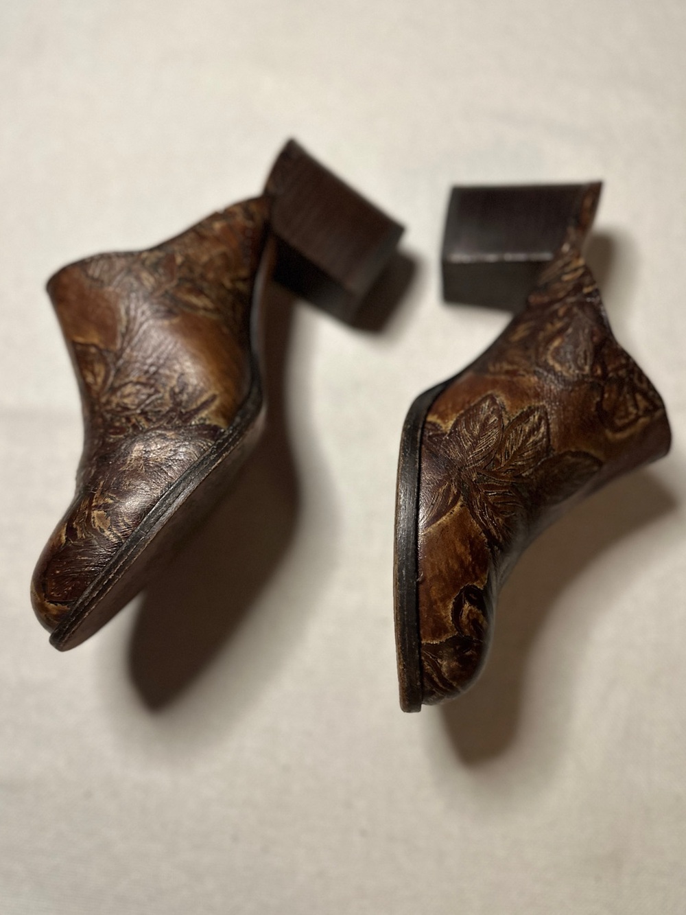 PATRICIA NASH Ruffina Leather Tooled Mules Chocolate Gold Floral Clogs | 7.5 - Picture 7 of 9